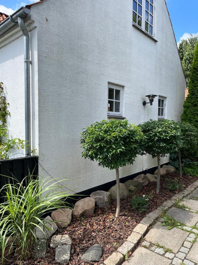 The Guest House Snekkersten Exterior photo